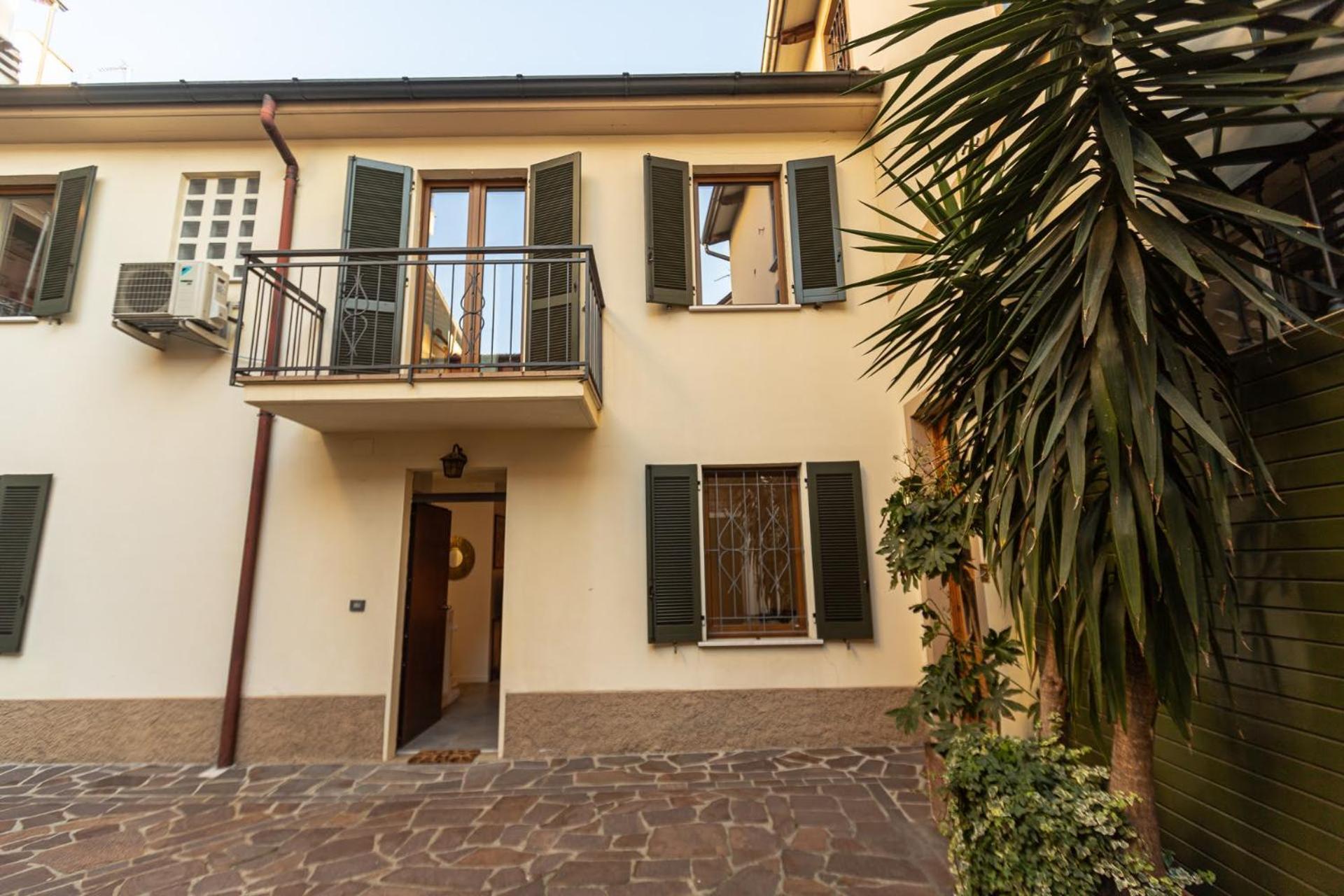 Casa Santina - Palazzo Trecchi-Universita Cremona Exterior foto